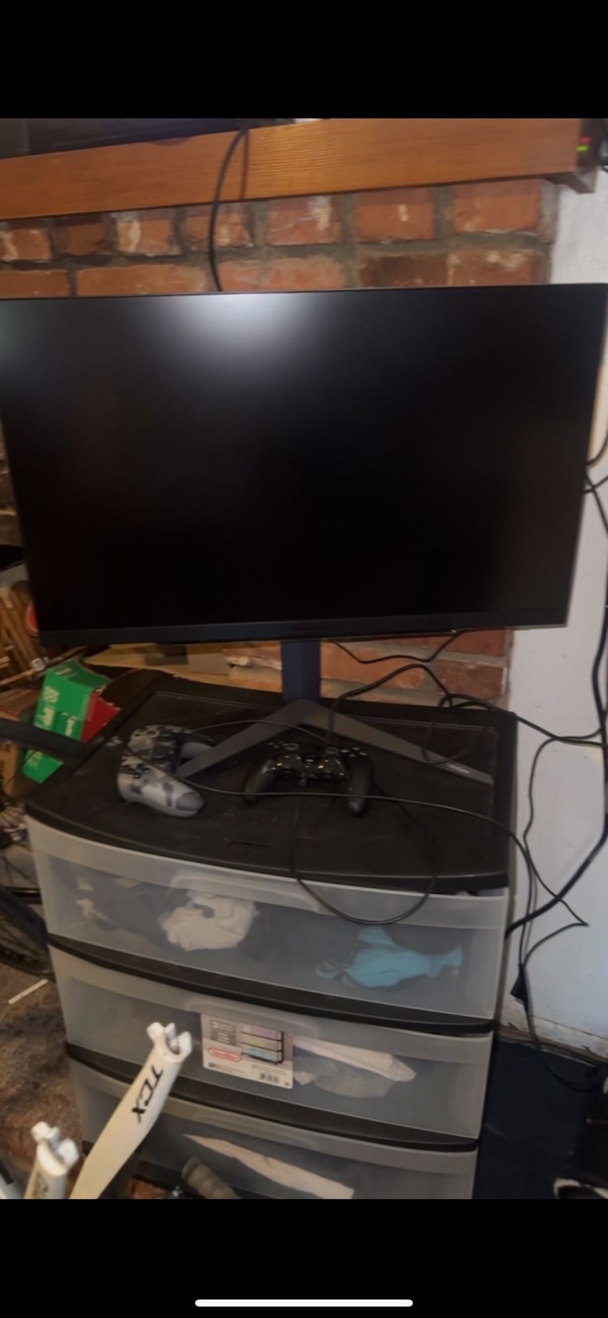 Ultra Gear Gaming Monitor