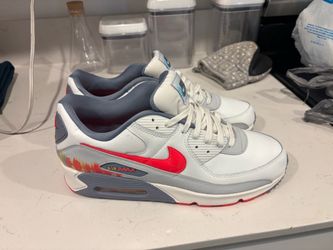 Nike Air Max 90 Sneakers