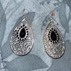 Silver Earring With Black Stone