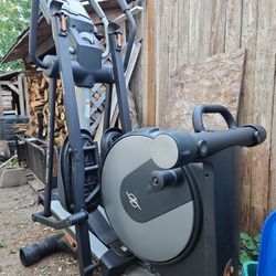 Nordic Track Elliptical