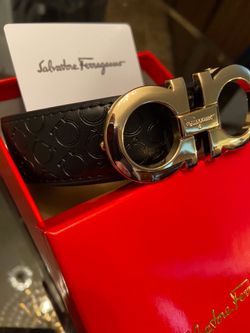 Salvatore Ferragamo men’s leather belt size 34-36 with box and dust bag