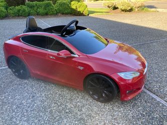 Tesla Model S for Kids by Radio Flyer