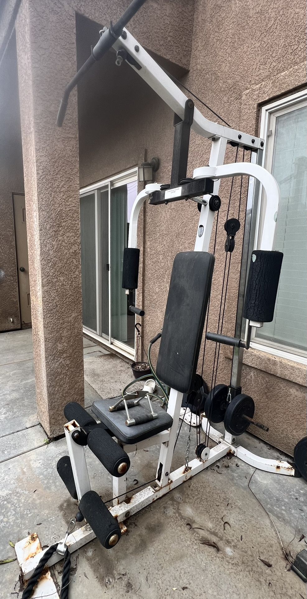 Weight Machine And Weights