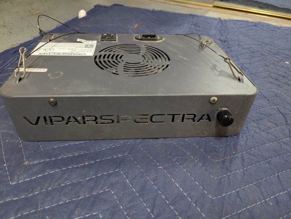 Viparspectra VA600 Full Spectrum Grow Light