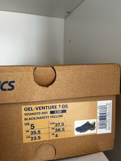 ASICS gel venture running shoes $50