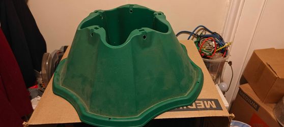 Christmas Tree Stands / Bases