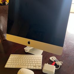 2017 Apple Mac Desktop PC ~ (excellent condition)