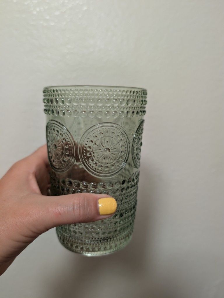 180 Sage Green Vintage-style 13 oz. Floral Beaded Glasses