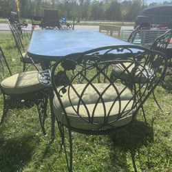 Cast iron Patio Tableset 