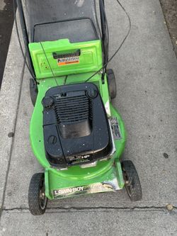 Lawn Mower Self Propelled 5.5 Comercial  Engine Grade.  Good Working Condition Tested Before Buy It 