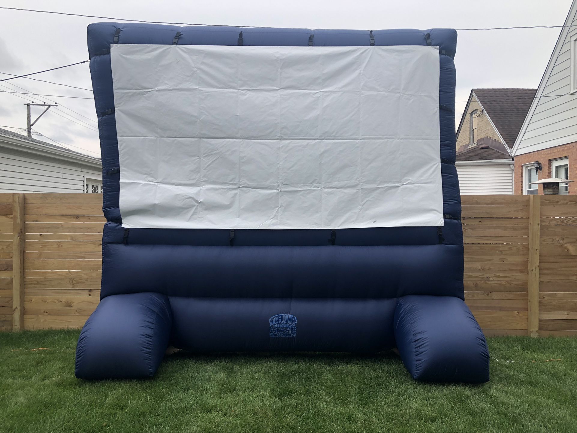 Gemmy Airblown Inflatable Movie Screen