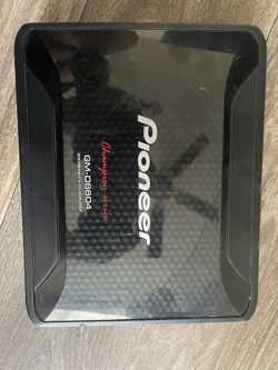 Amp Pioneer GM-D8604 Class D 4 CH Bridgeable Amplifier With Bass Boost Remote