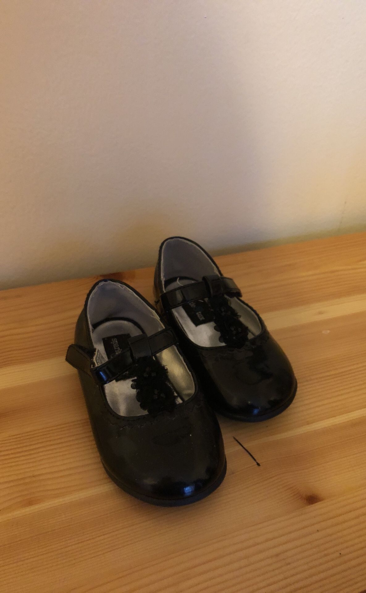 Size 5 girl dress shoes