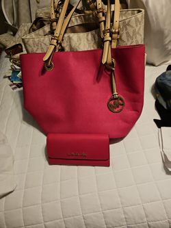 MICHAEL KORS BAG AND WALLET