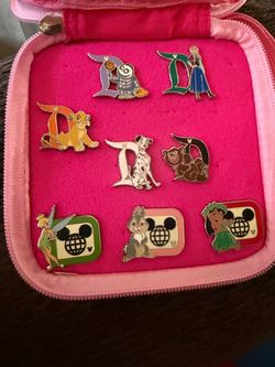 Disney  Pins