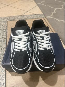 Dior B30 black