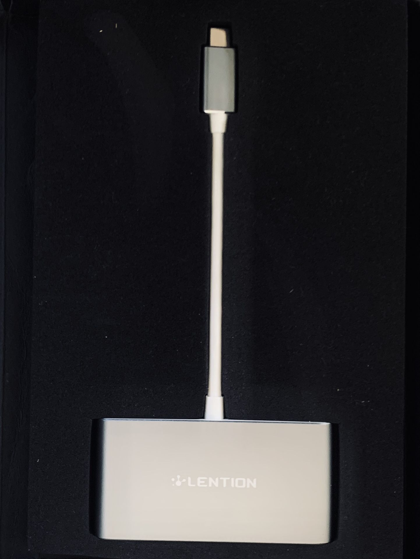 Lention brand 4-in-1 USB-C hub with Type C USB