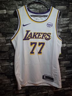 Lakers Dončić 77 Jersey 