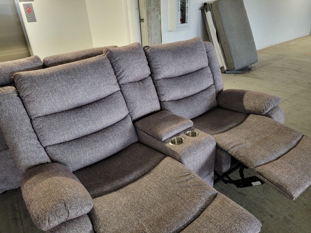 Beautiful Reclining Loveseat & Sofa