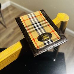 Burberry ID Case Carrier 