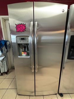 GE Side by Side Refrigerator