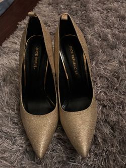Gold Glitter Heels SIZE 6.5
