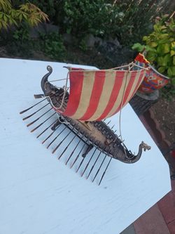 Metal Drakkar viking longship
