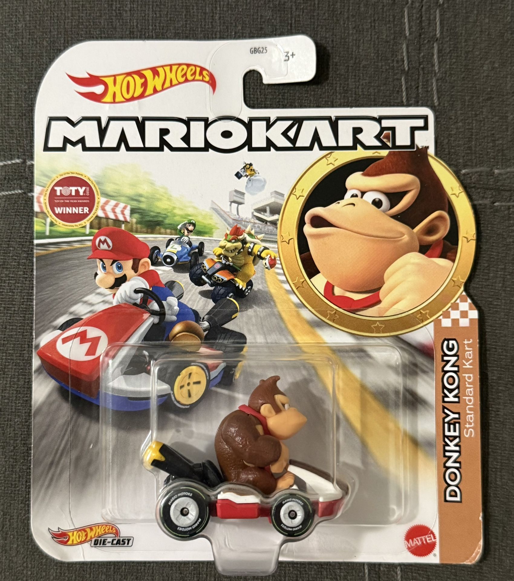 2020 Donkey Kong Hot Wheels Mario Kart DK Standard Kart 1/64 - New NIB