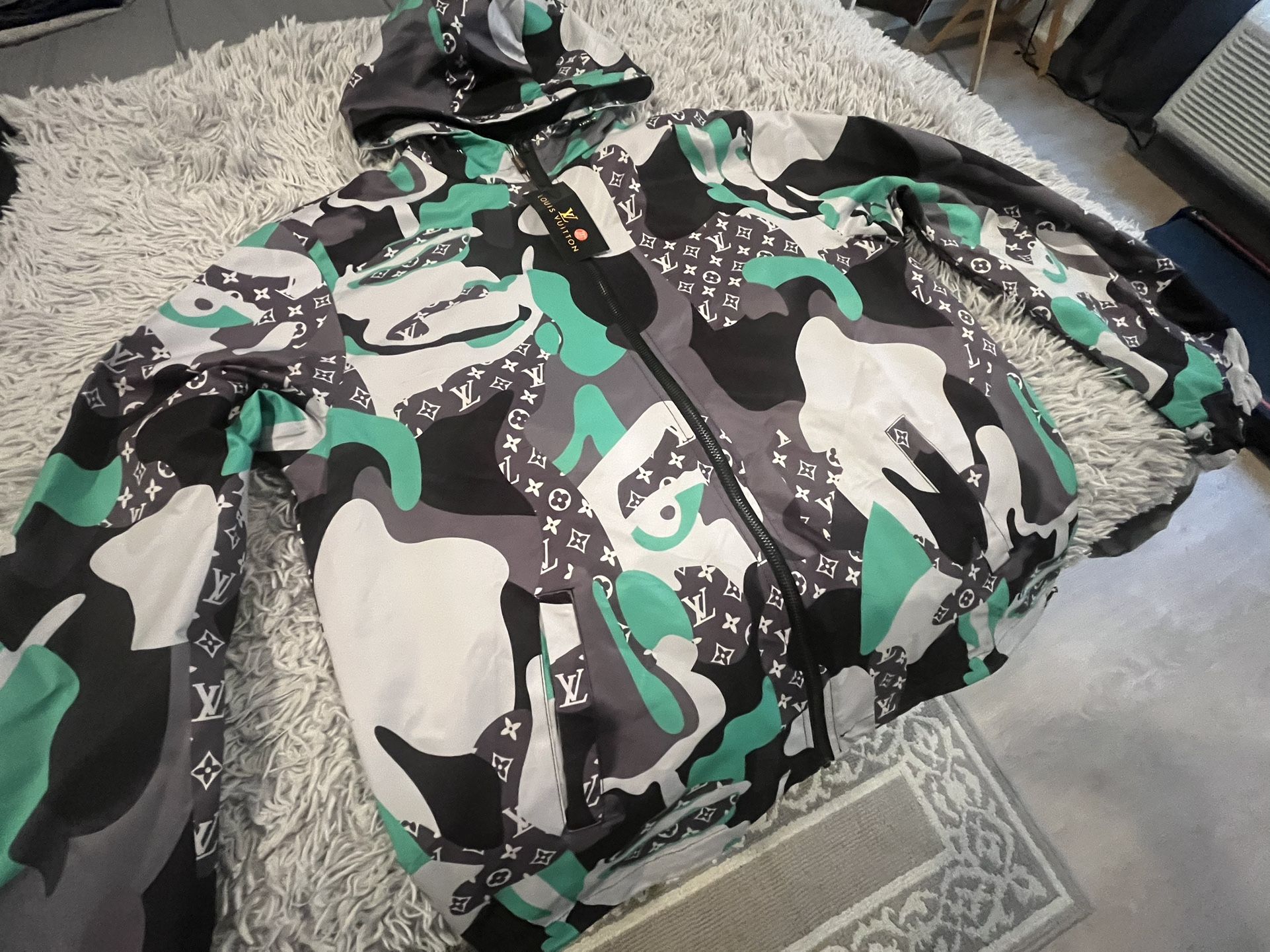 Mens Medium-Large Fit Luxury Brand Jacket For Fall ππ₯80$ Today ππ Perth Amboy Nj Or Meet Local or We Do Delivery 25$ π