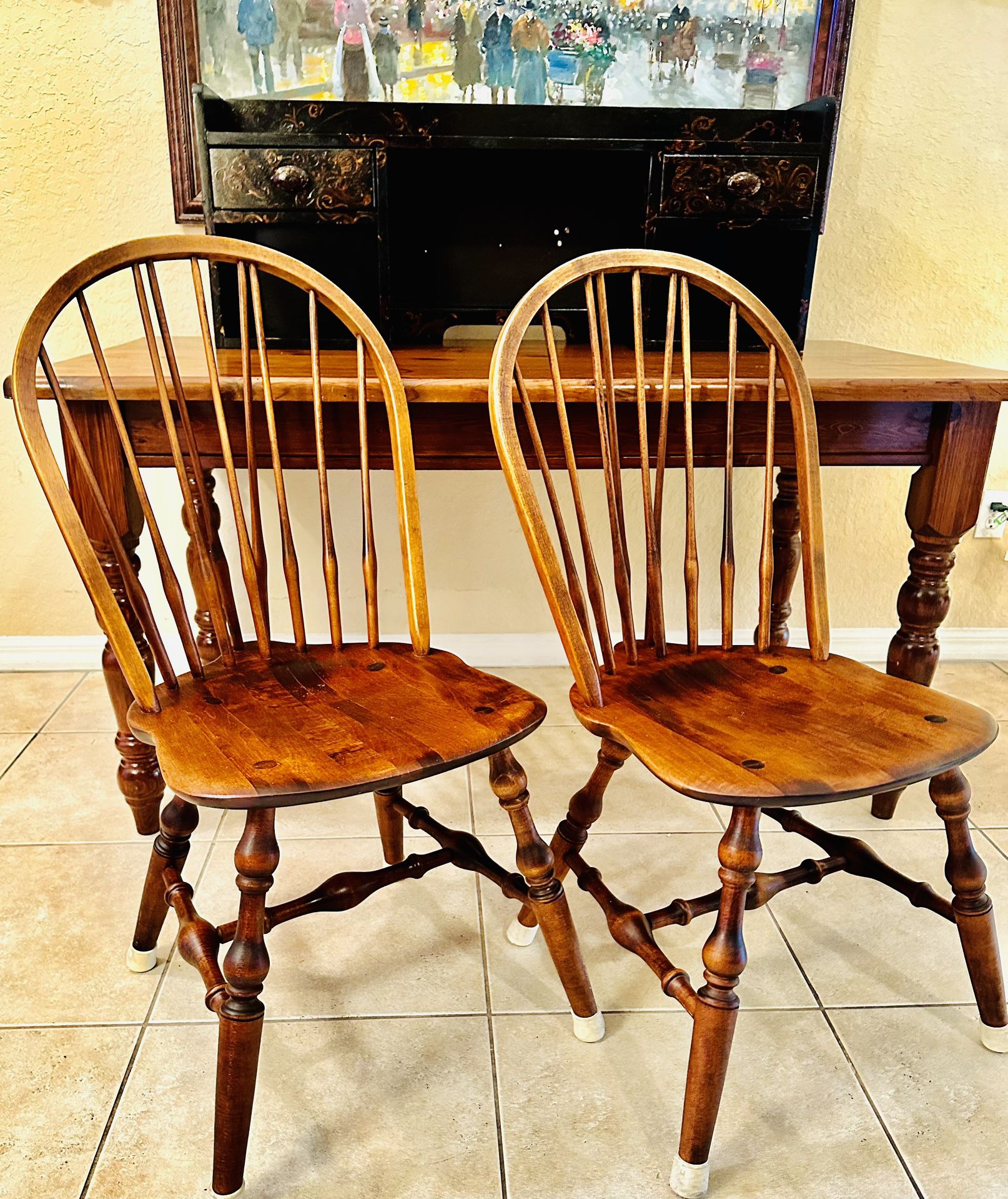 Historical Bow Back Windsor Chairs with Back Braces DEFINITELY priced to sell fast‼️