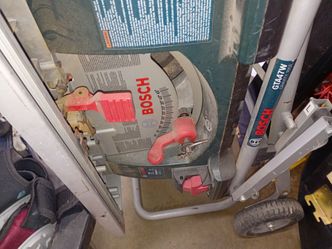 Bosch Table Saw with GTA47W Gravity Rise Stand