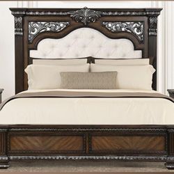 - Elegant Wooden Beds - Traditional Style - Master Bedroom