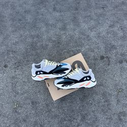 Yeezy 700 WaveRunner Size 9 Men Worn Once