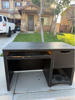 Free desk
