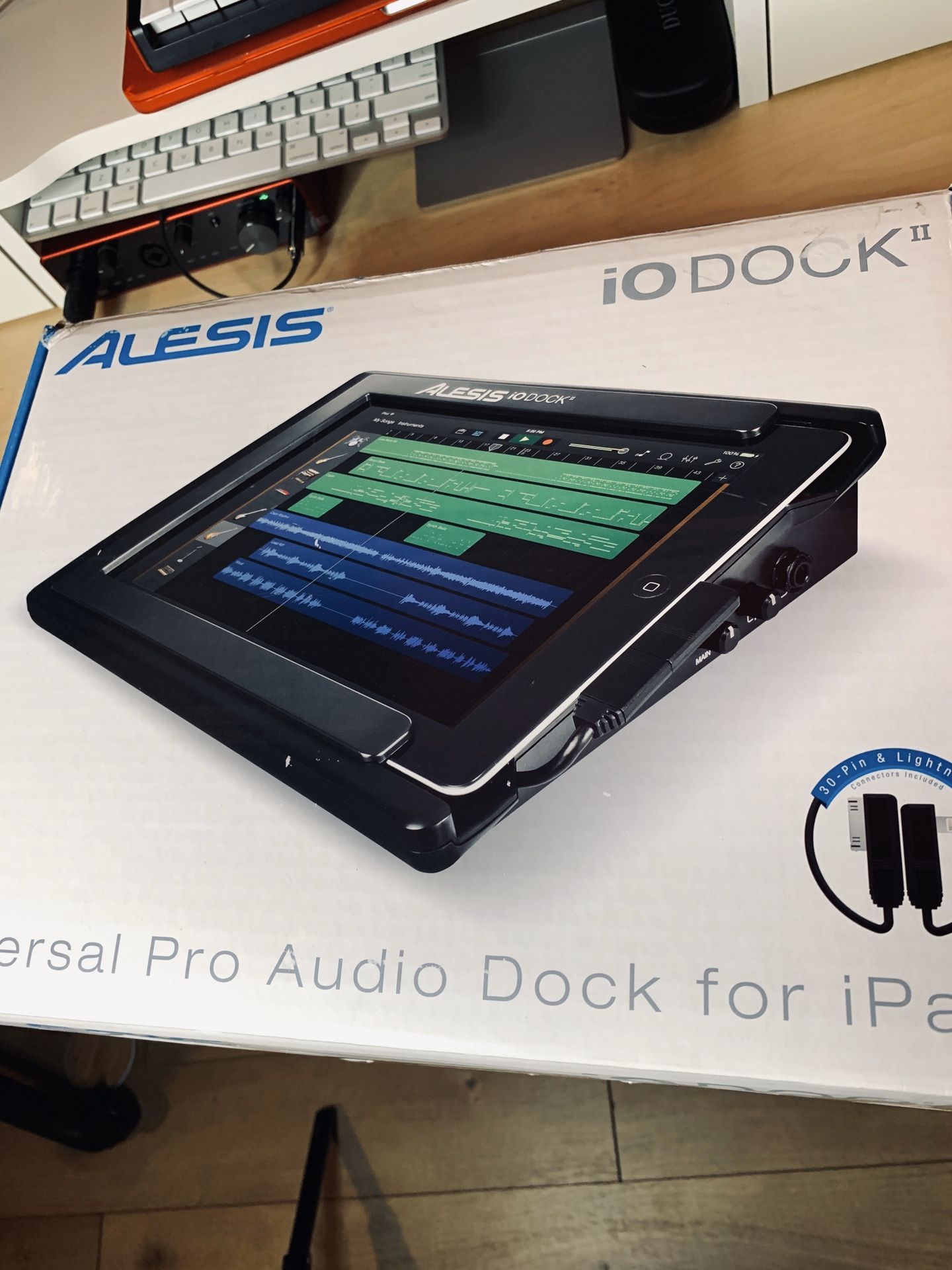 iPad audio interface Alesis io Dock II