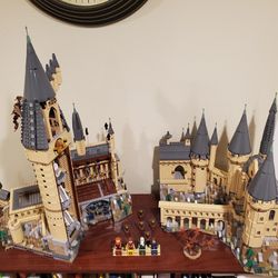 ** FREE DELIVERY - Harry Potter Hogwarts LEGO Castle 71043