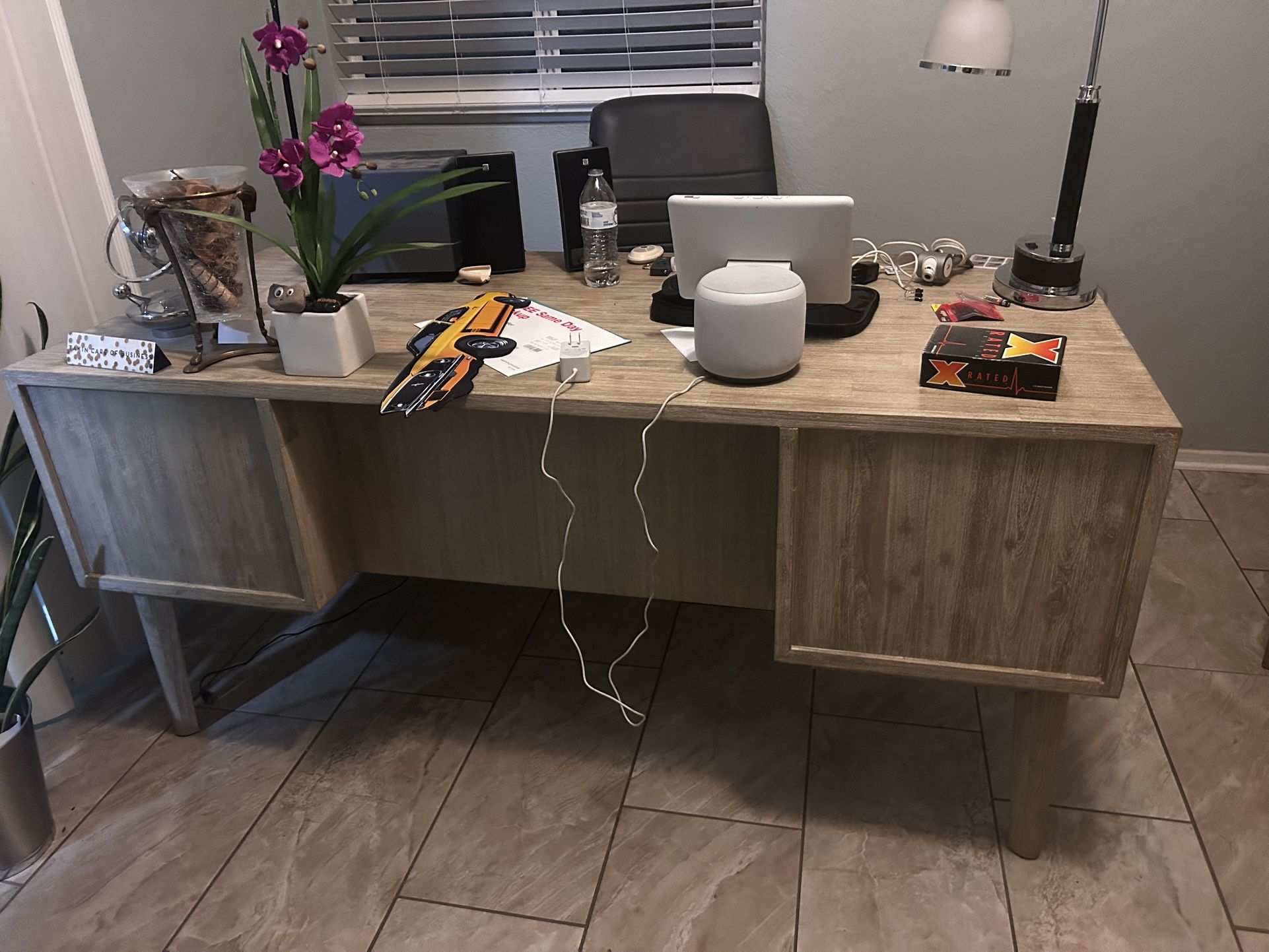 Office Desk