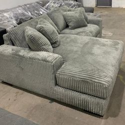 Lindyn fog 2 Piece Raf Sectional with Chaise
102" W x 70" D x 38" H