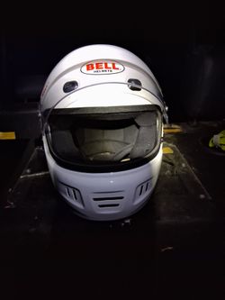 Casco semi nuevo barato