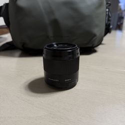 Sony 50mm F1.8 OSS 