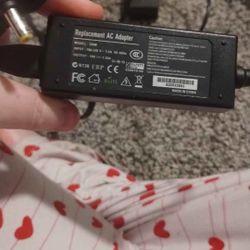 Laptop Charger  Roseville Ohio Pick Up Cash Or Chime Payment Only 