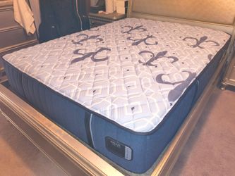 Stearns and foster estate collection new queen size mattress  set