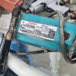 Makita Corded Sander Polisher