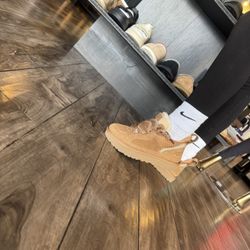 Ugg  Women Lomén  All Size5- 10