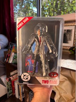 DC McFarlane Toys Batman '89 Two-Face Platinum Edition