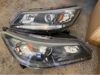 2014 Honda Accord OEM Headlight