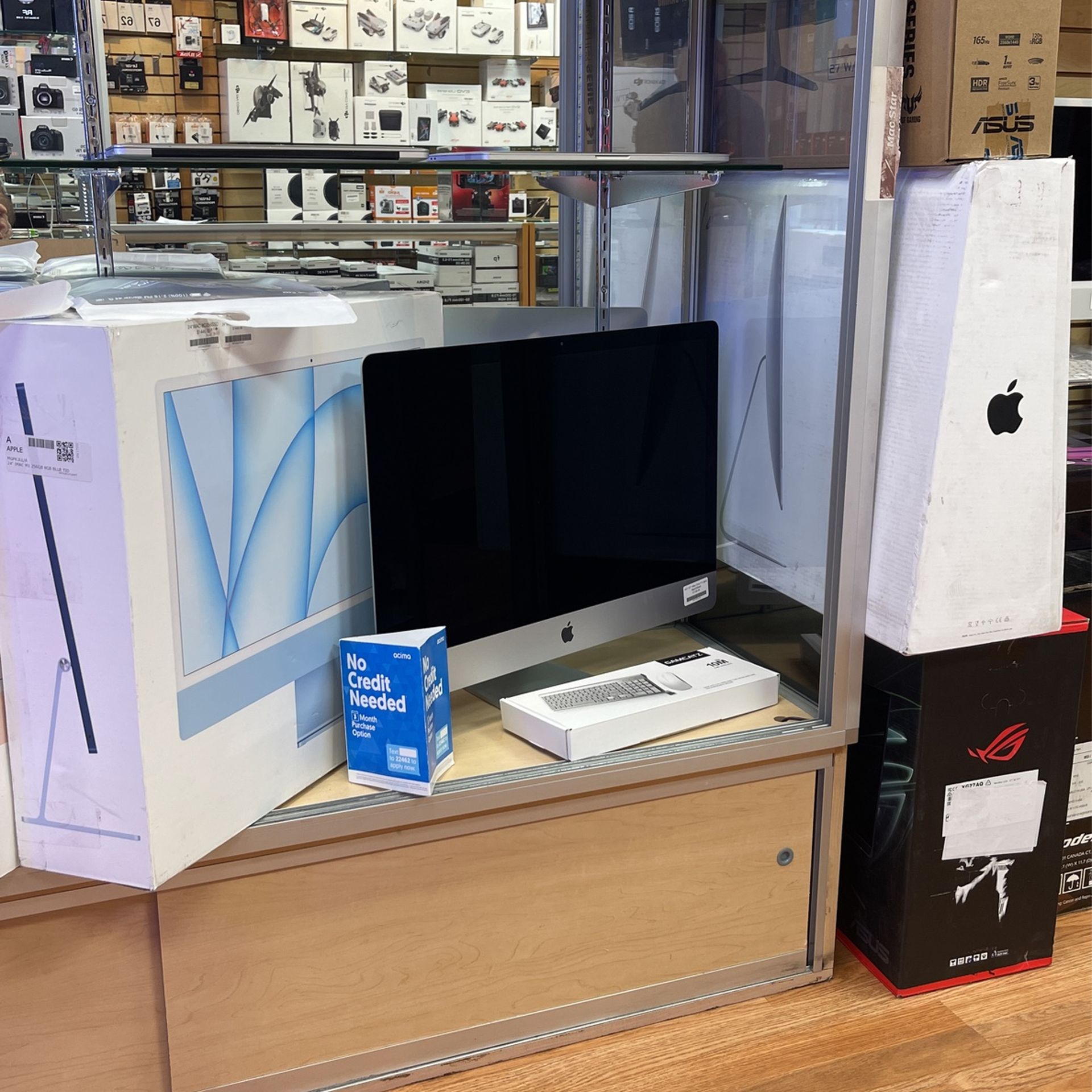 2017 27”iMac i7 4.2ghz 16gb Ram 256ssd