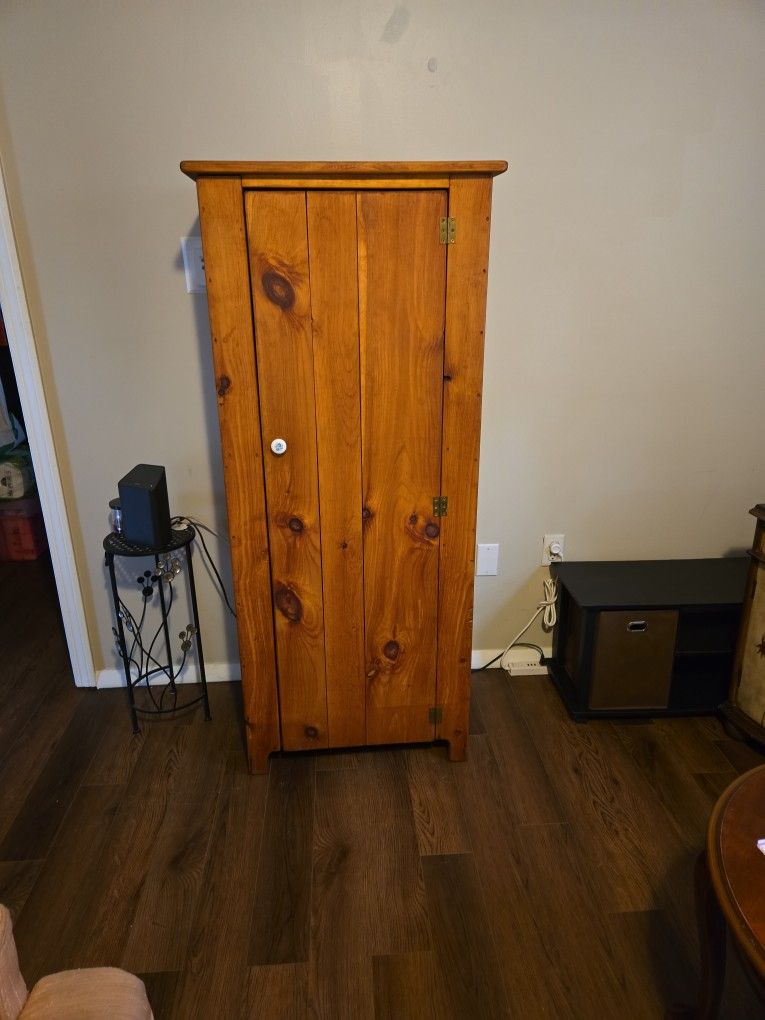 Hand-made Rustic Solid Oak Wardrobe