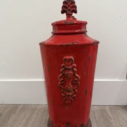 Beautiful Ceramic Jar With Lid. 