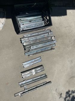 LIANLI Metal Cabinet Slide Brackets – 65 Pairs – Bulk Lot